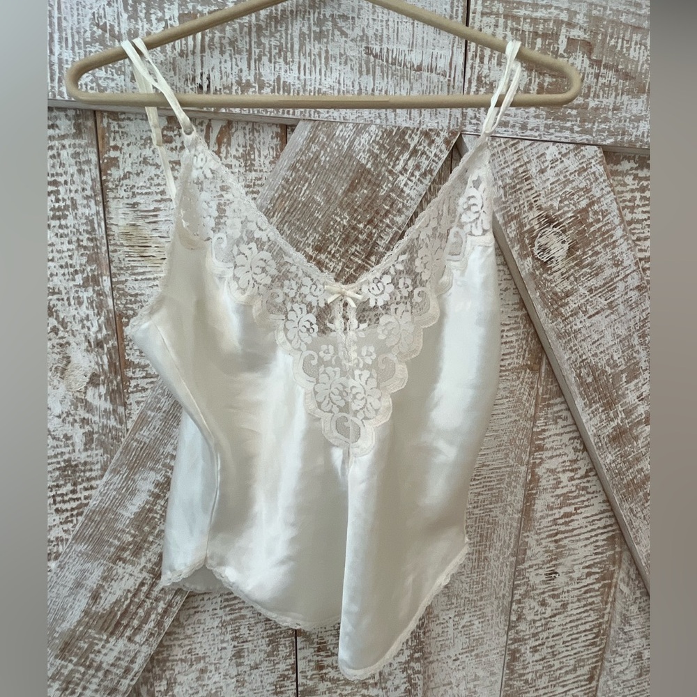 Vintage Cream Lace Camisole size 34 Maidenform
